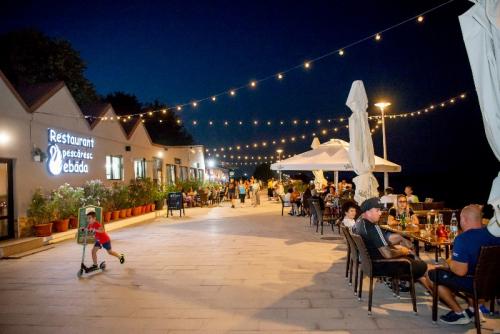 Restaurant Pescaresc LEBADA (2)